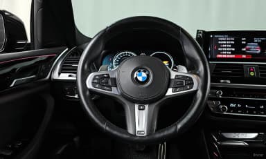 X3 (G01)