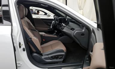 ES300h 7th Generation