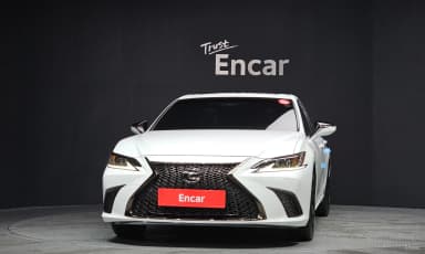 ES300h 7th Generation