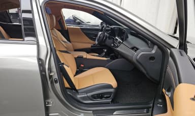 ES300h 7th Generation