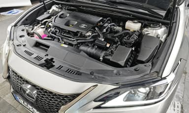 ES300h 7th Generation