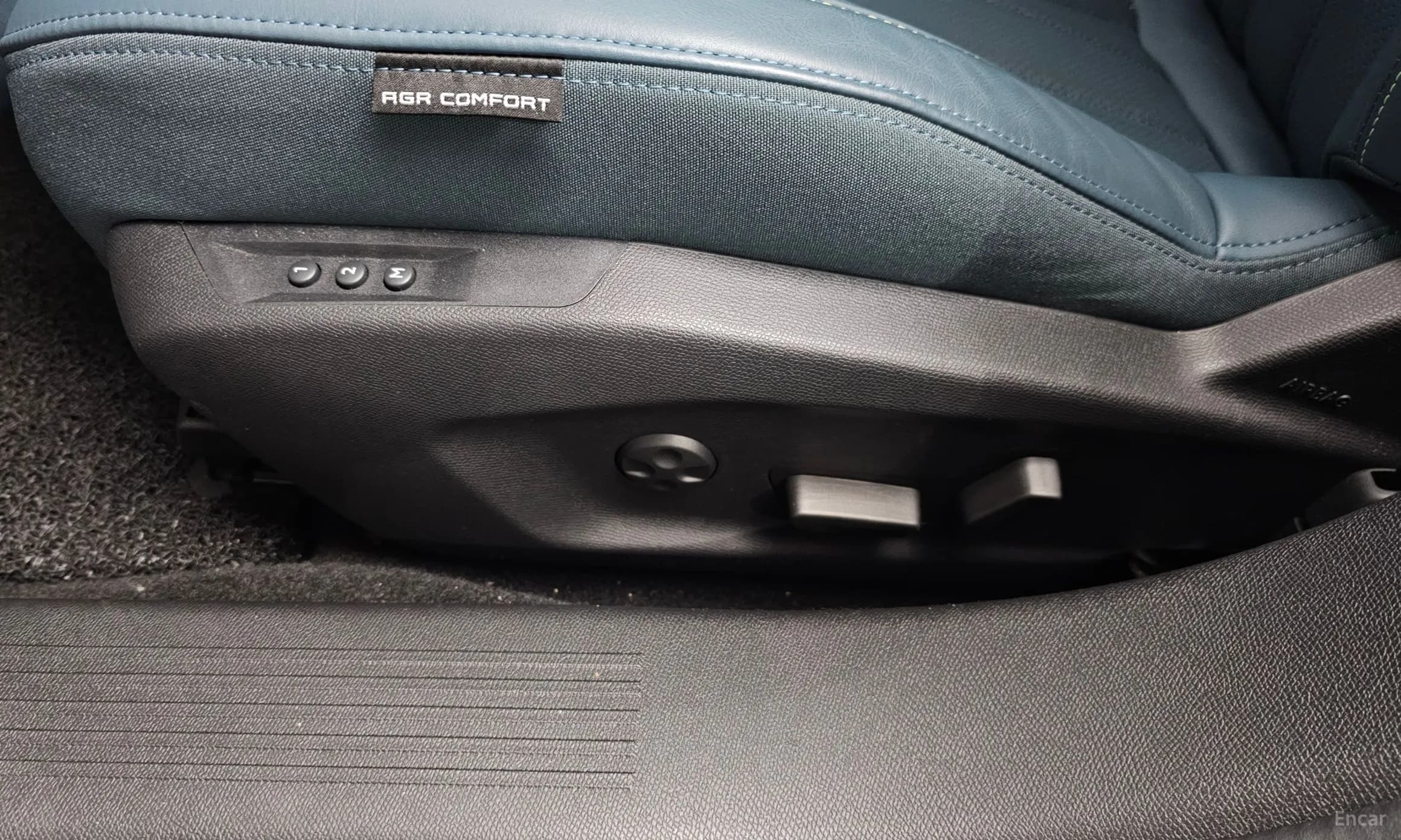 m1Bw200E2YqeygG33_dc2:407