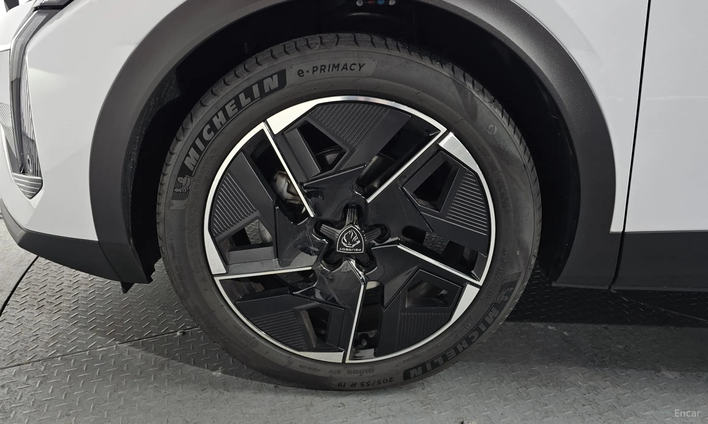 m1Bw200E2YqeygG33_dc2:407