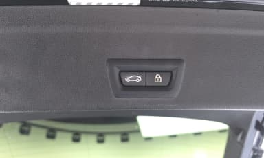 X6 (G06)