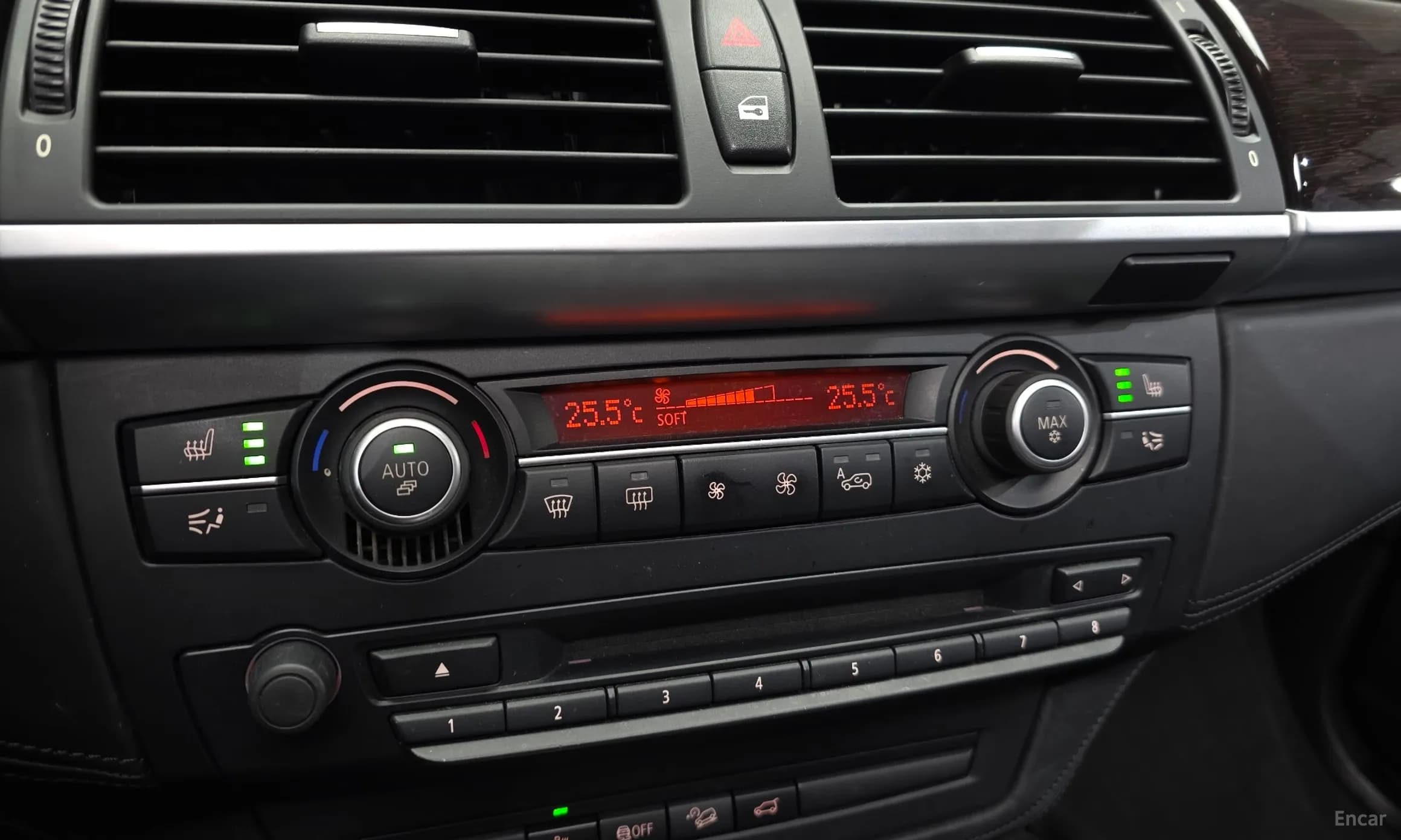 X6 (E71)