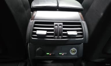 X6 (E71)