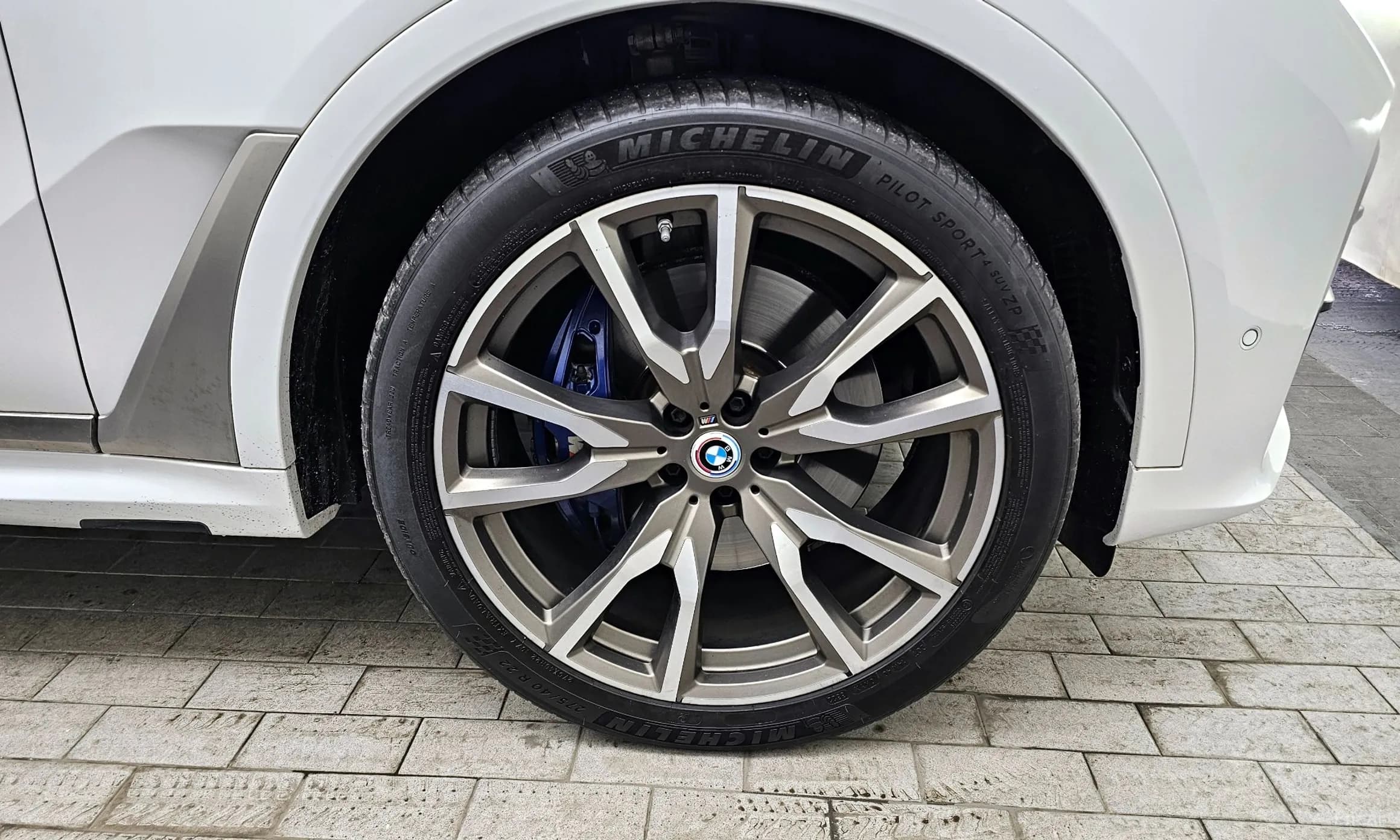 X7 (G07)