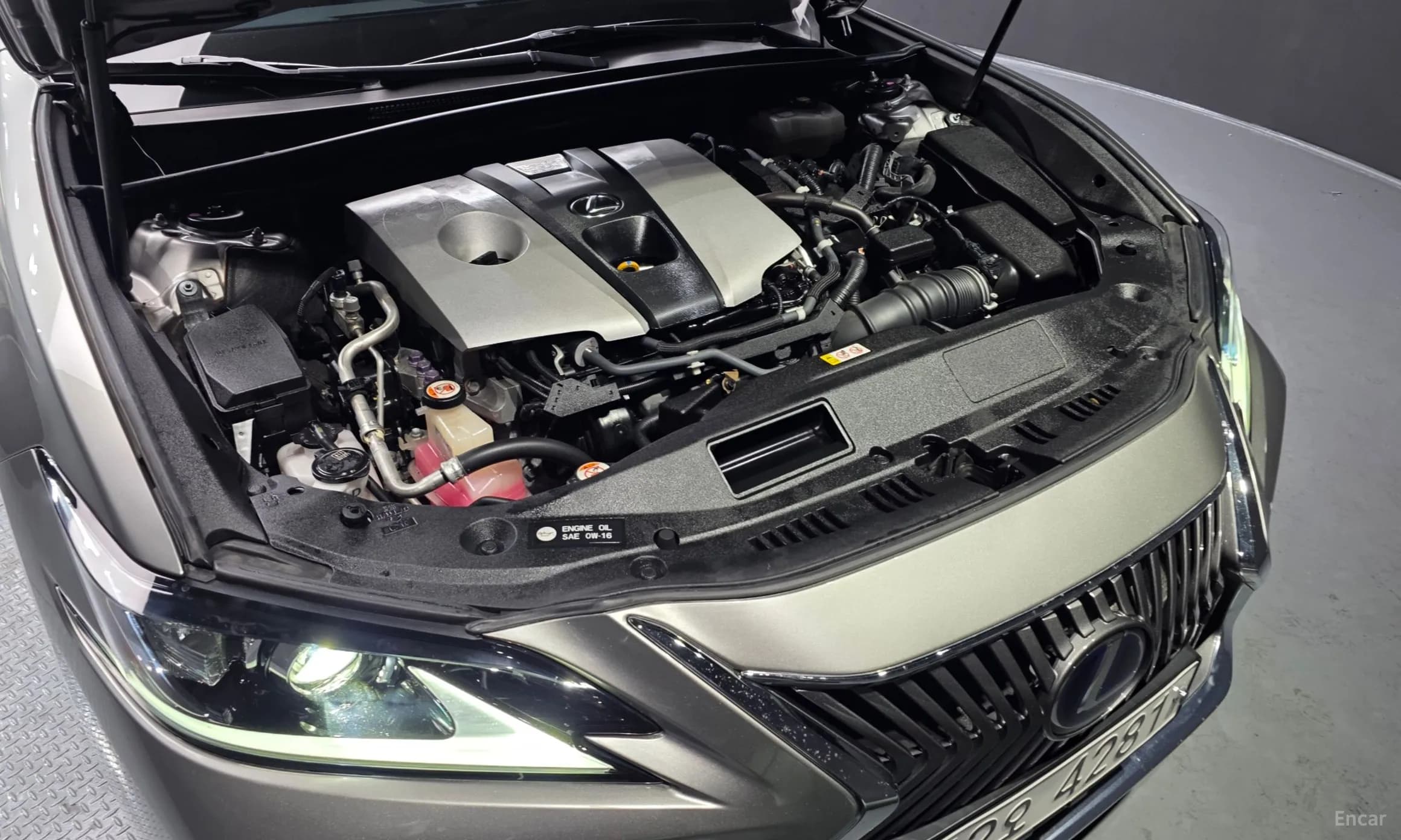 ES300h 7th Generation