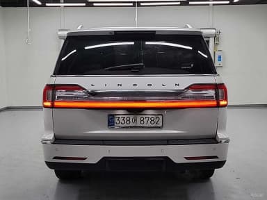Navigator 4th generation