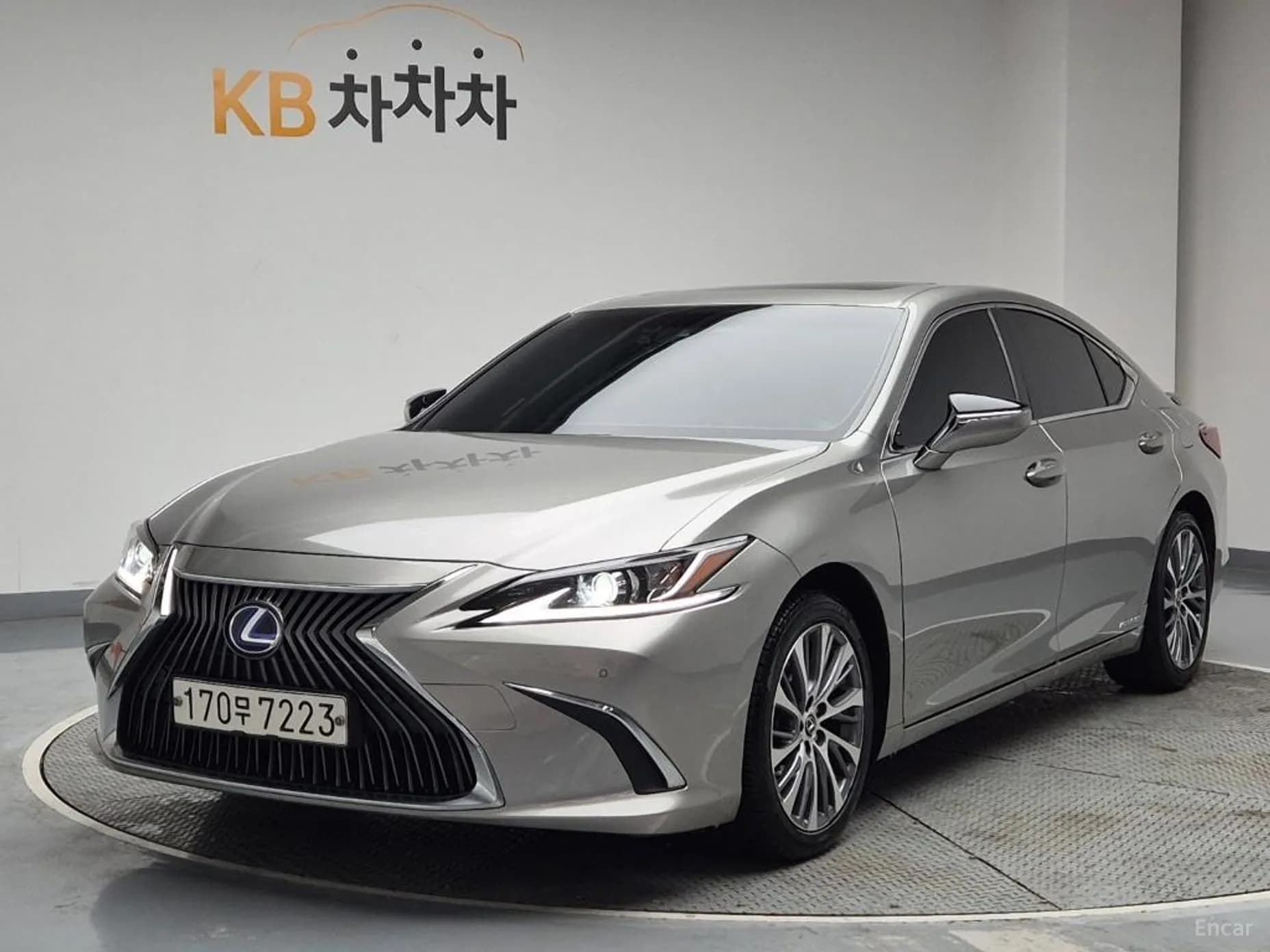 ES300h 7th Generation