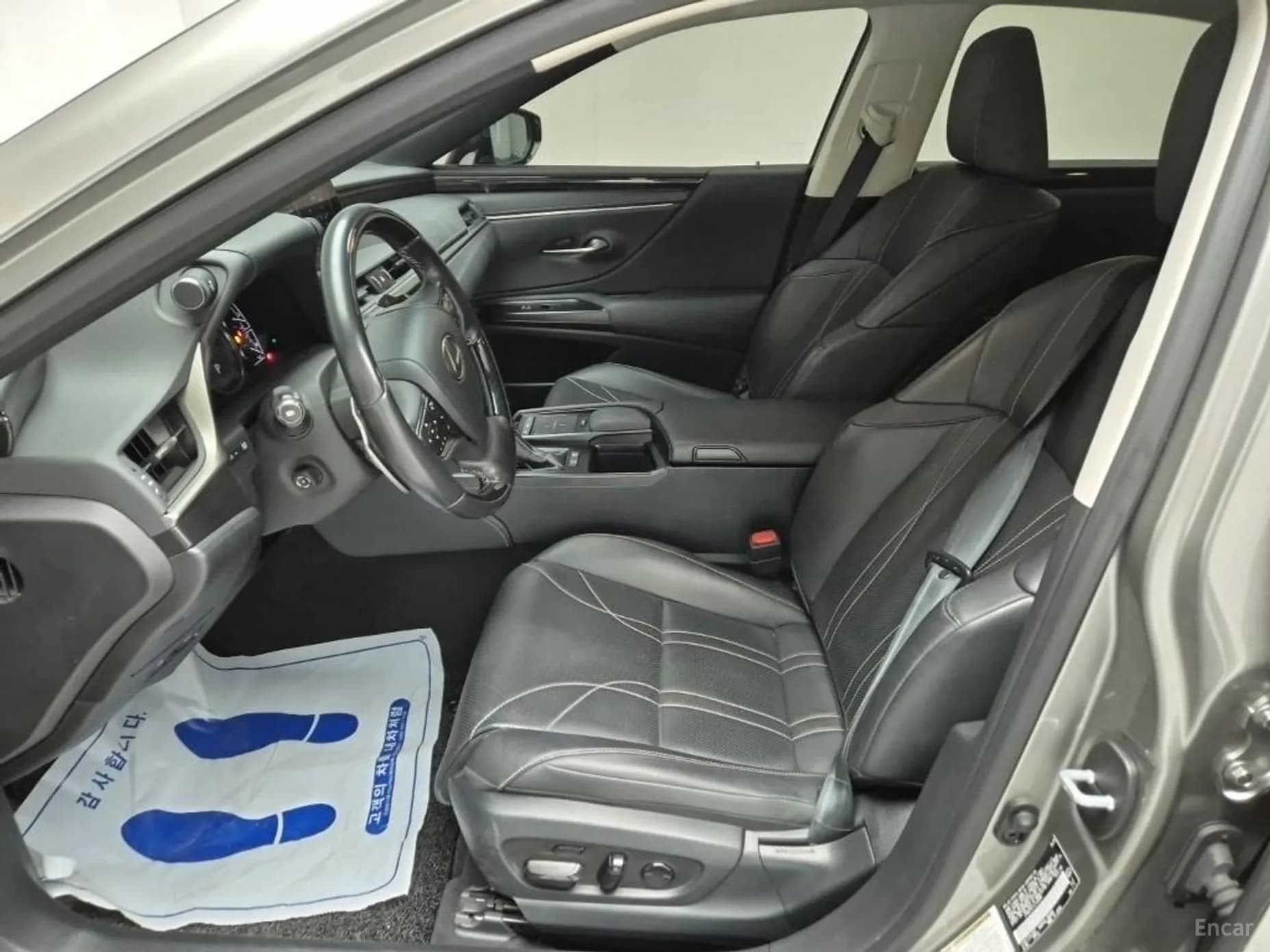 ES300h 7th Generation