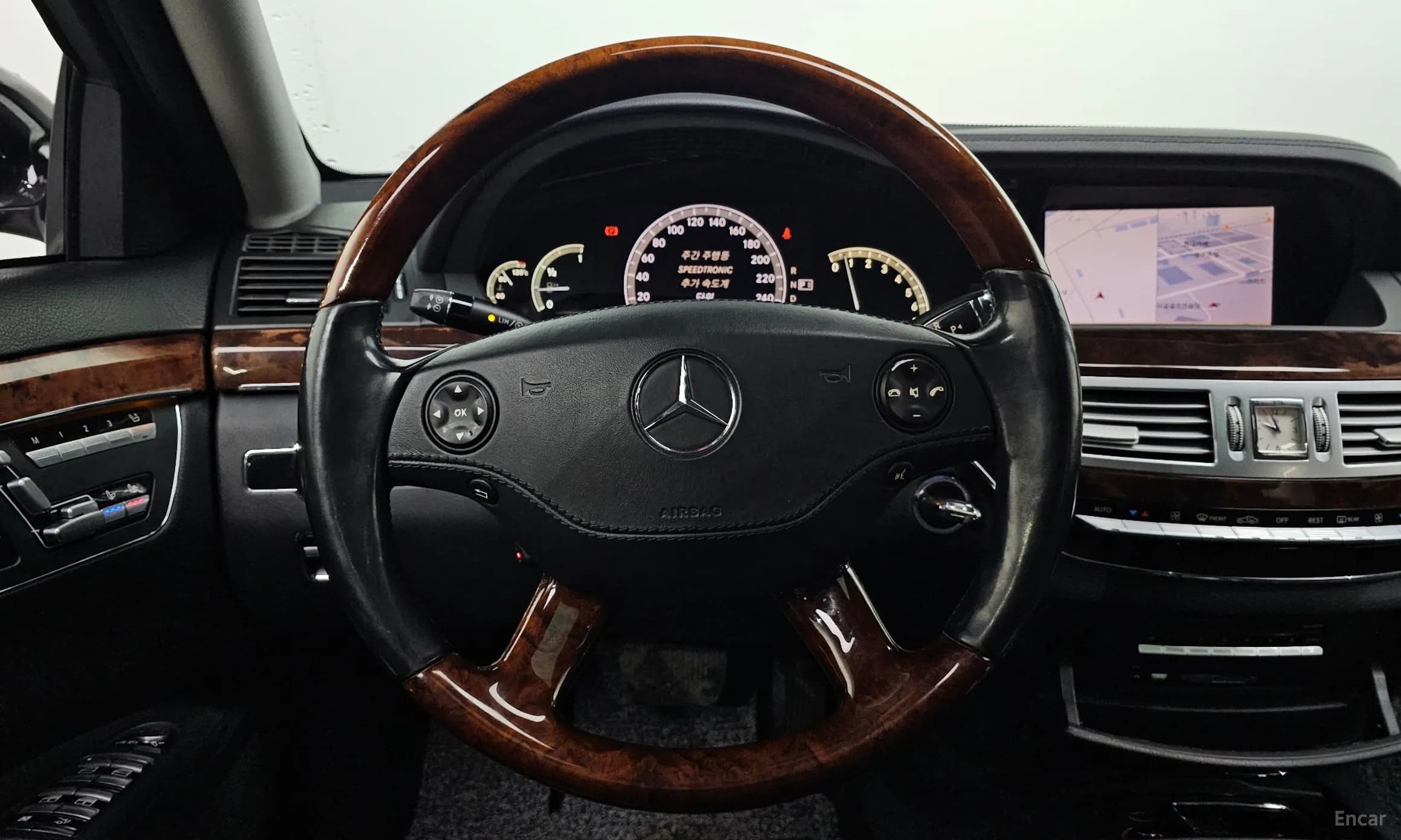 S-Class W221