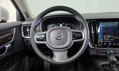 S90