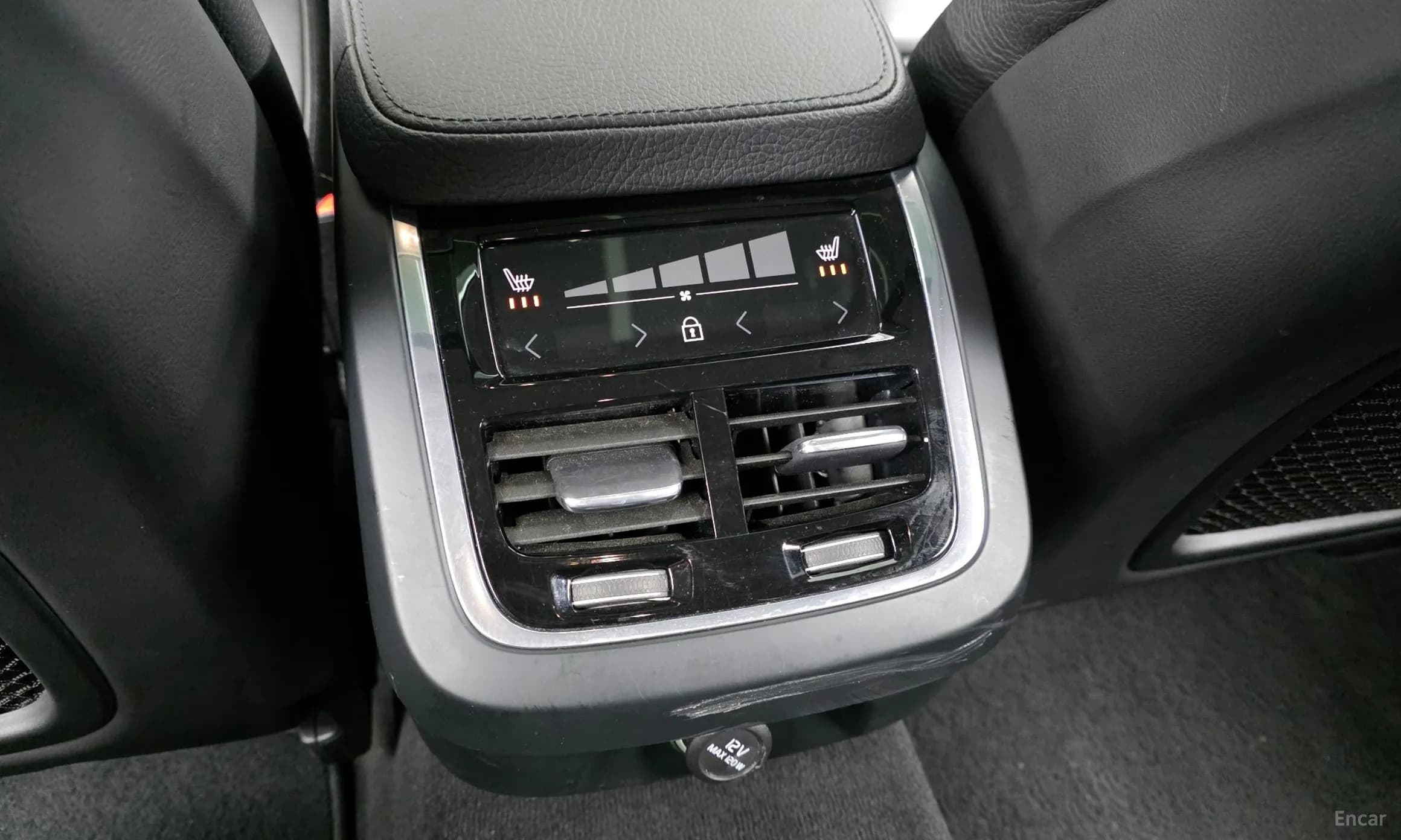 S90