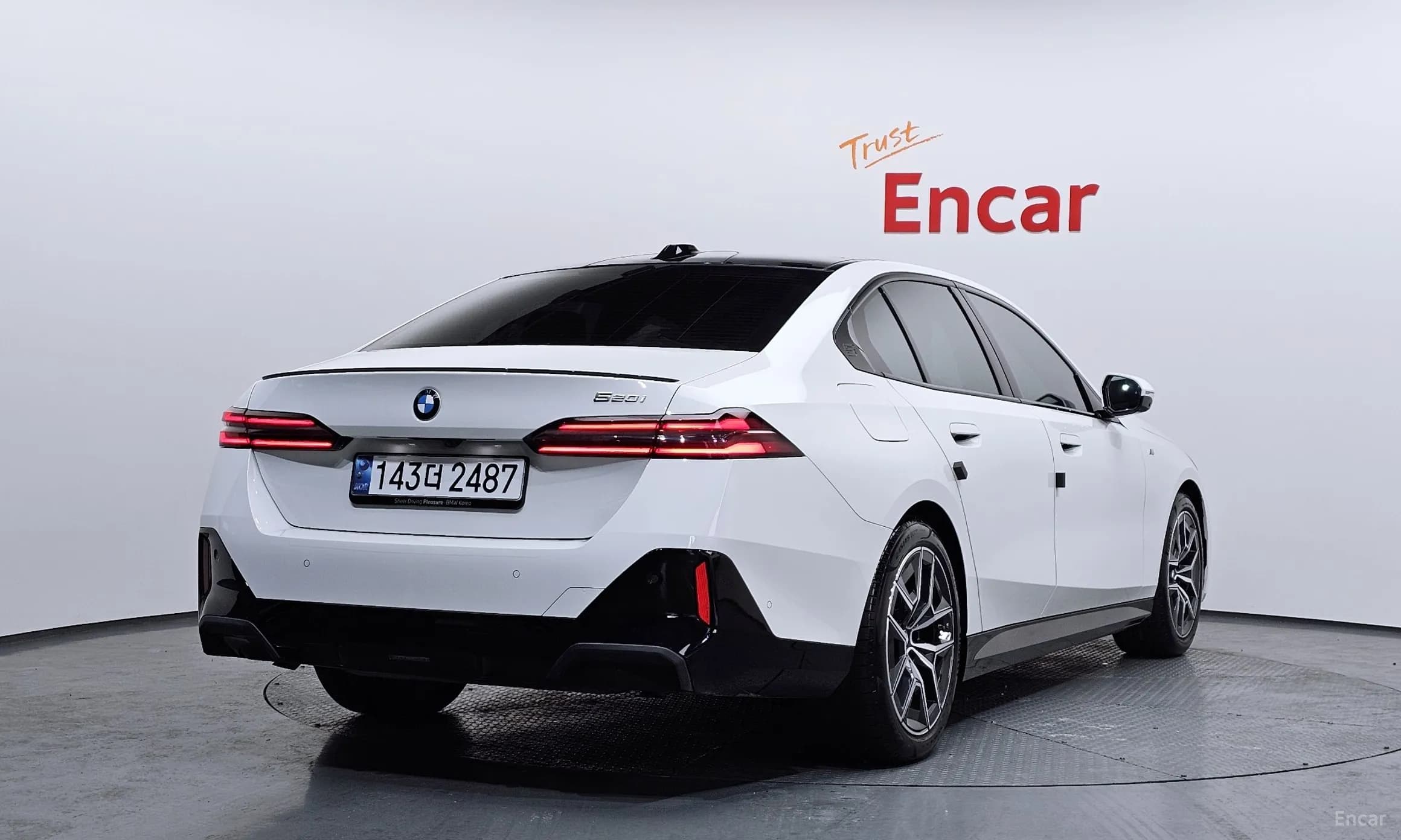5 Series (G60)