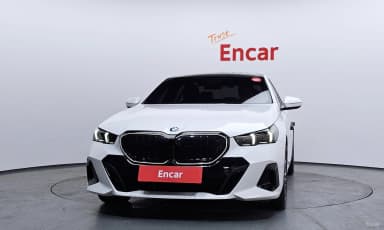 5 Series (G60)
