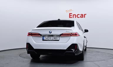5 Series (G60)