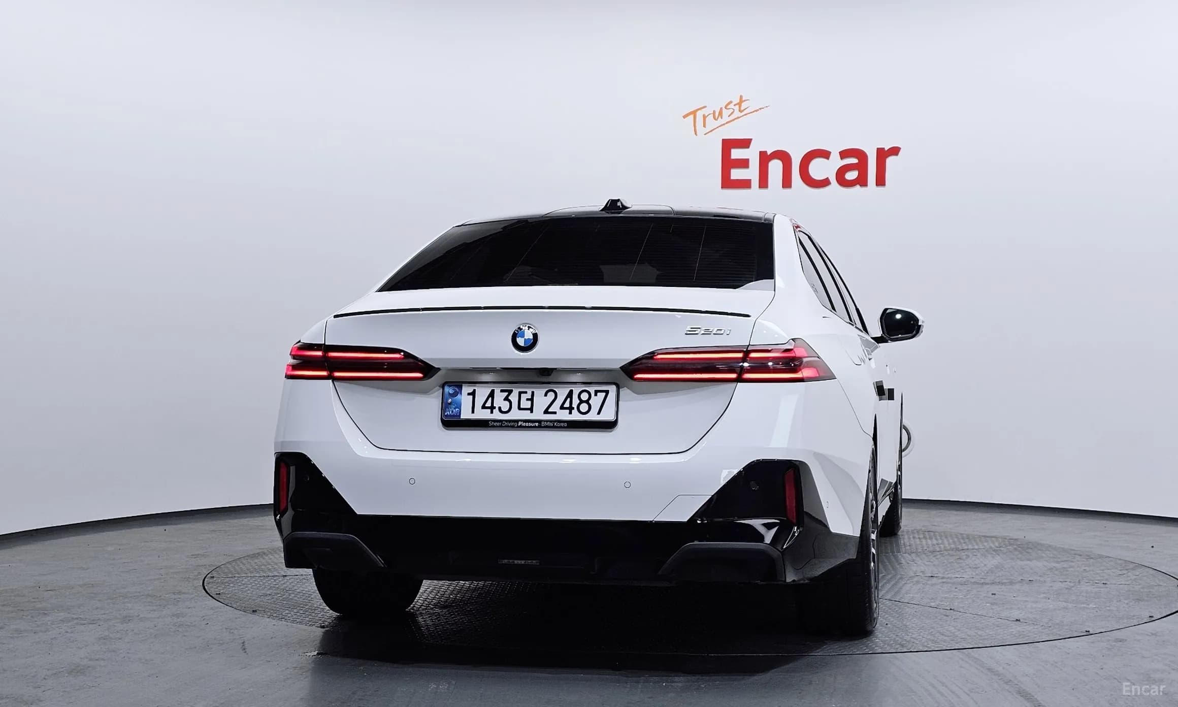 5 Series (G60)