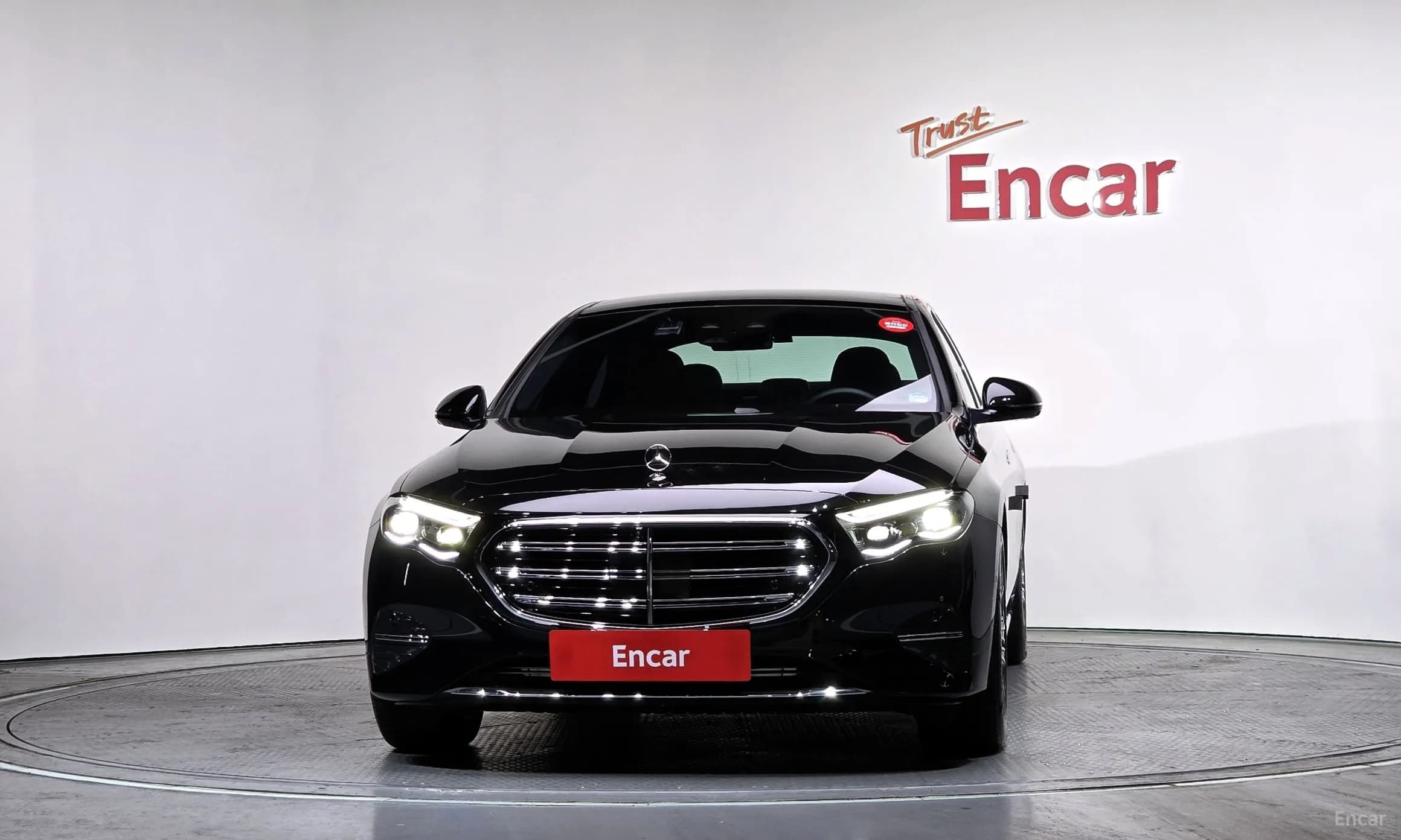 E-Class W214