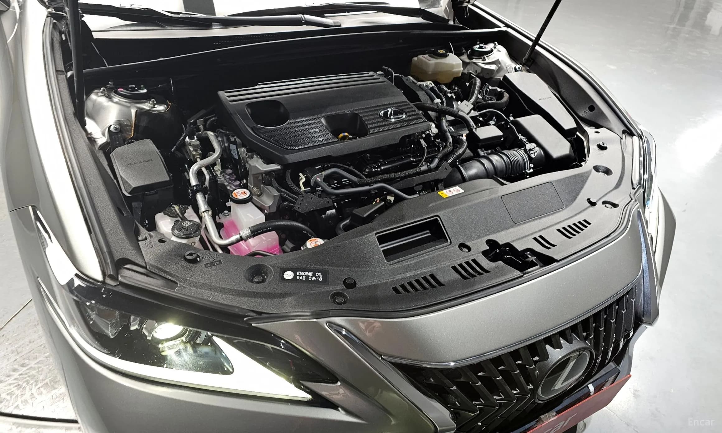 ES300h 7th Generation
