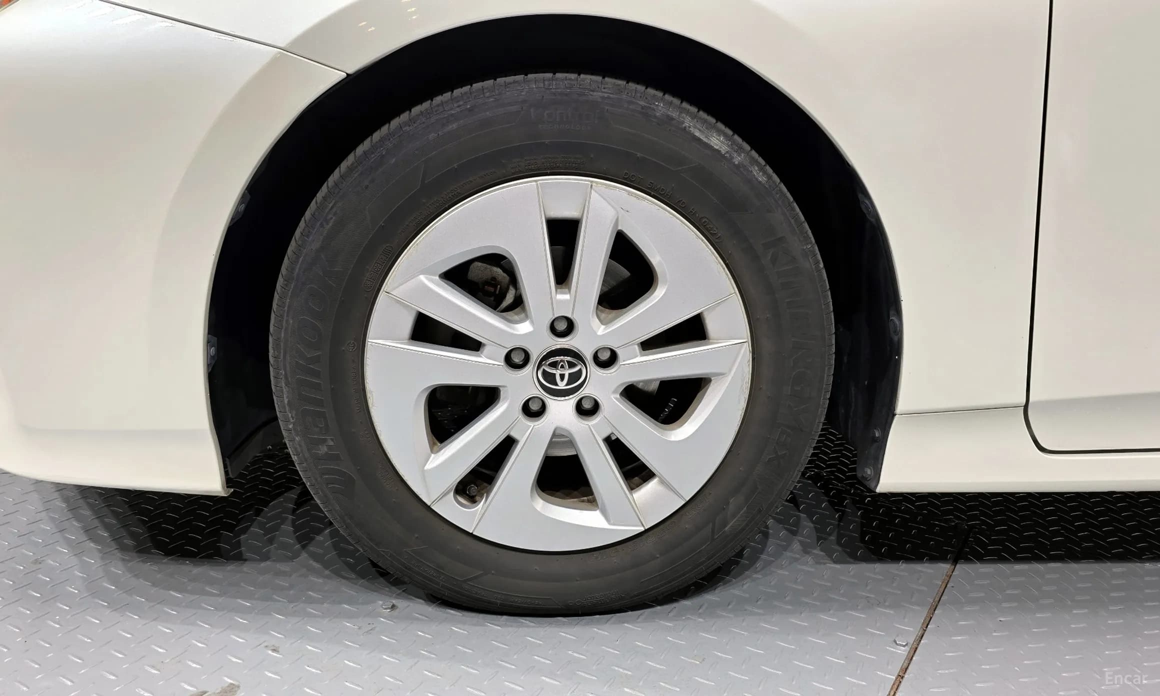 Prius 4th Generation