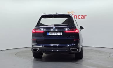 X7 (G07)