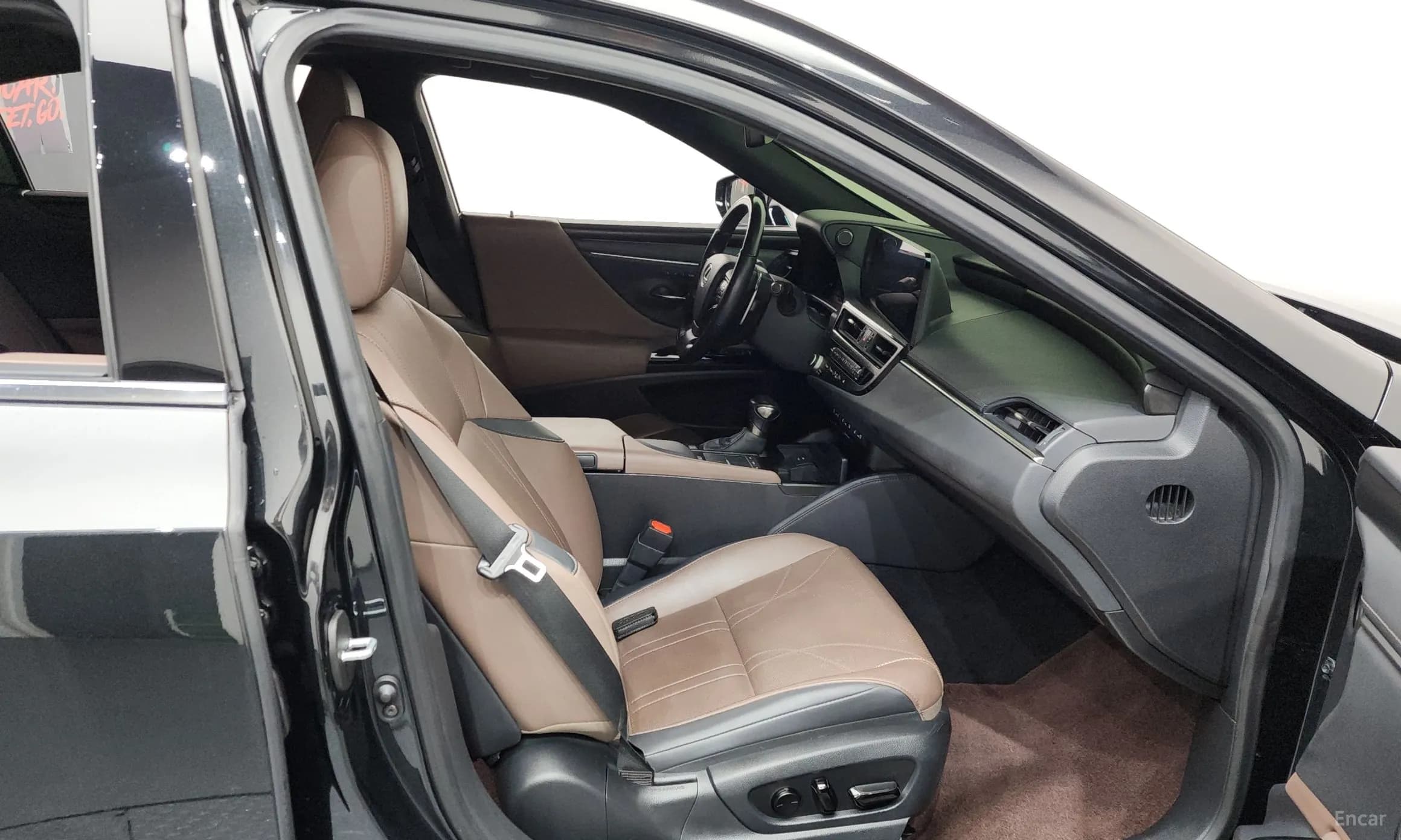 ES300h 7th Generation