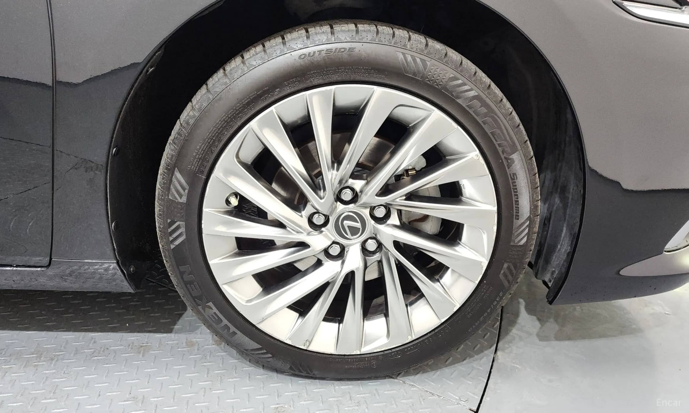 ES300h 7th Generation