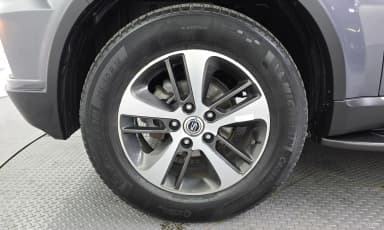 Rexton W