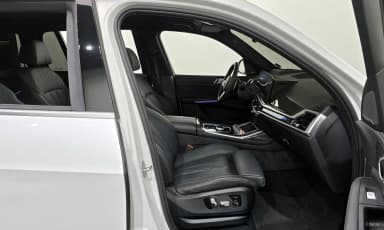 X7 (G07)