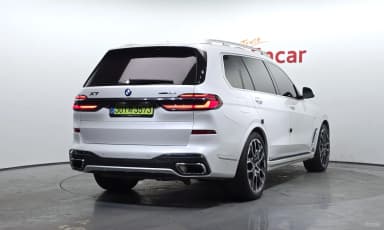 X7 (G07)