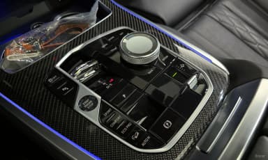 X7 (G07)