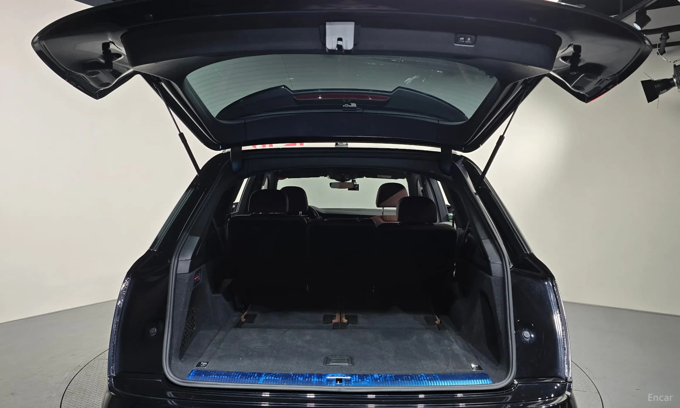 Q7 (4M)