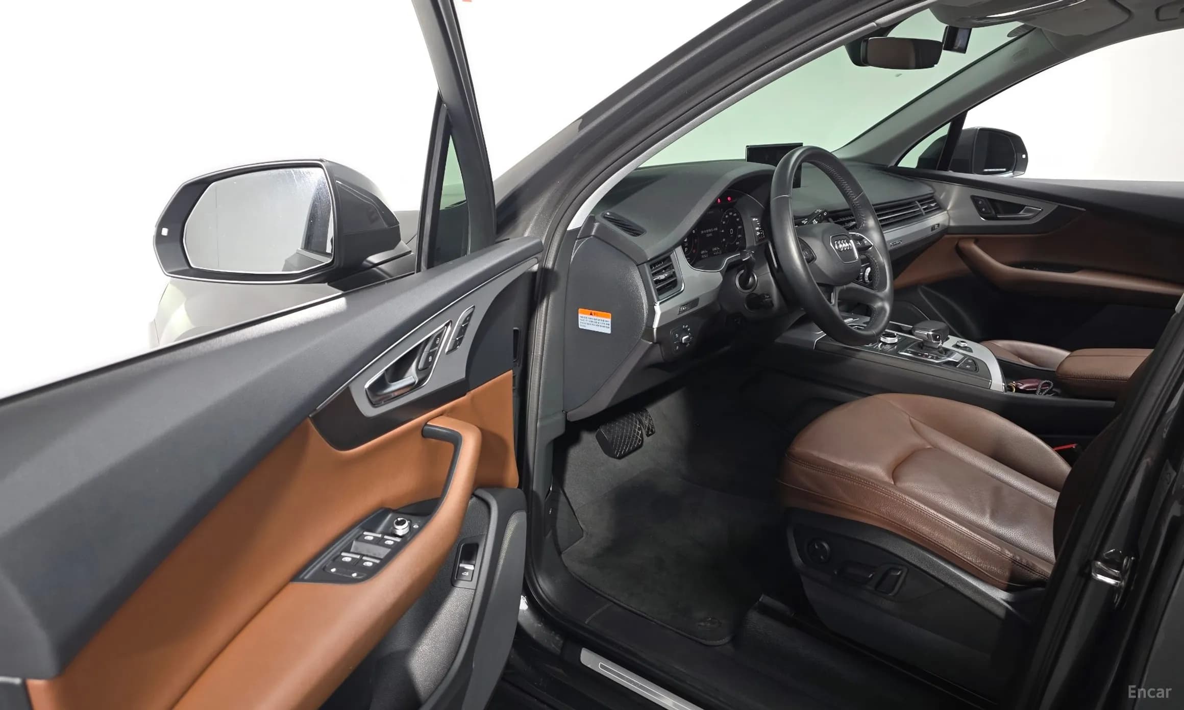 Q7 (4M)