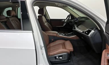 X5 (G05)