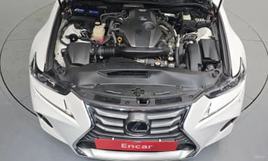 New IS200t