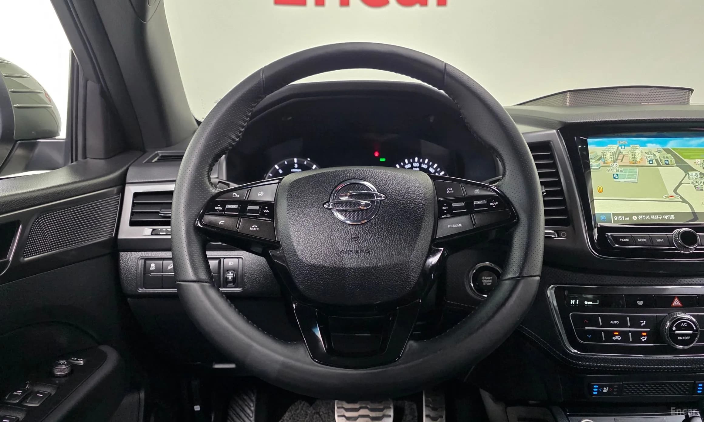 Rexton Sports Khan