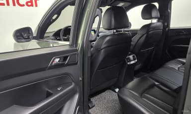 Rexton Sports Khan