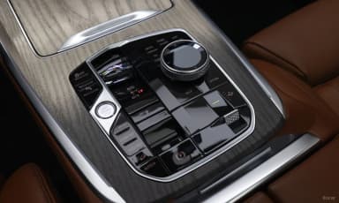 X7 (G07)