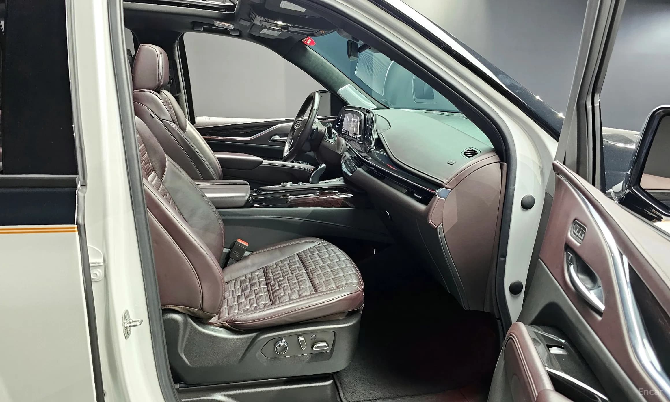 Escalade 5th Generation