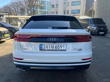 Q8 (4M)