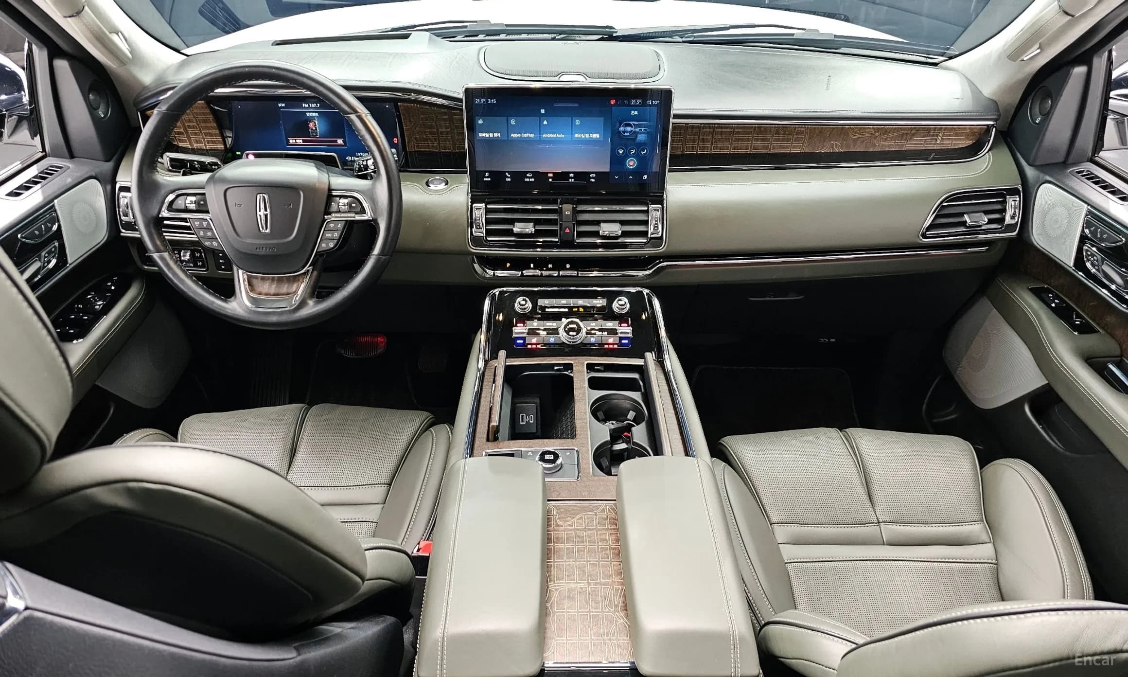 Navigator 4th generation