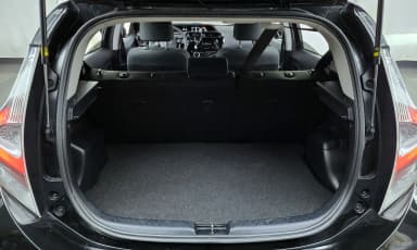 Prius C