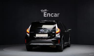 Prius C