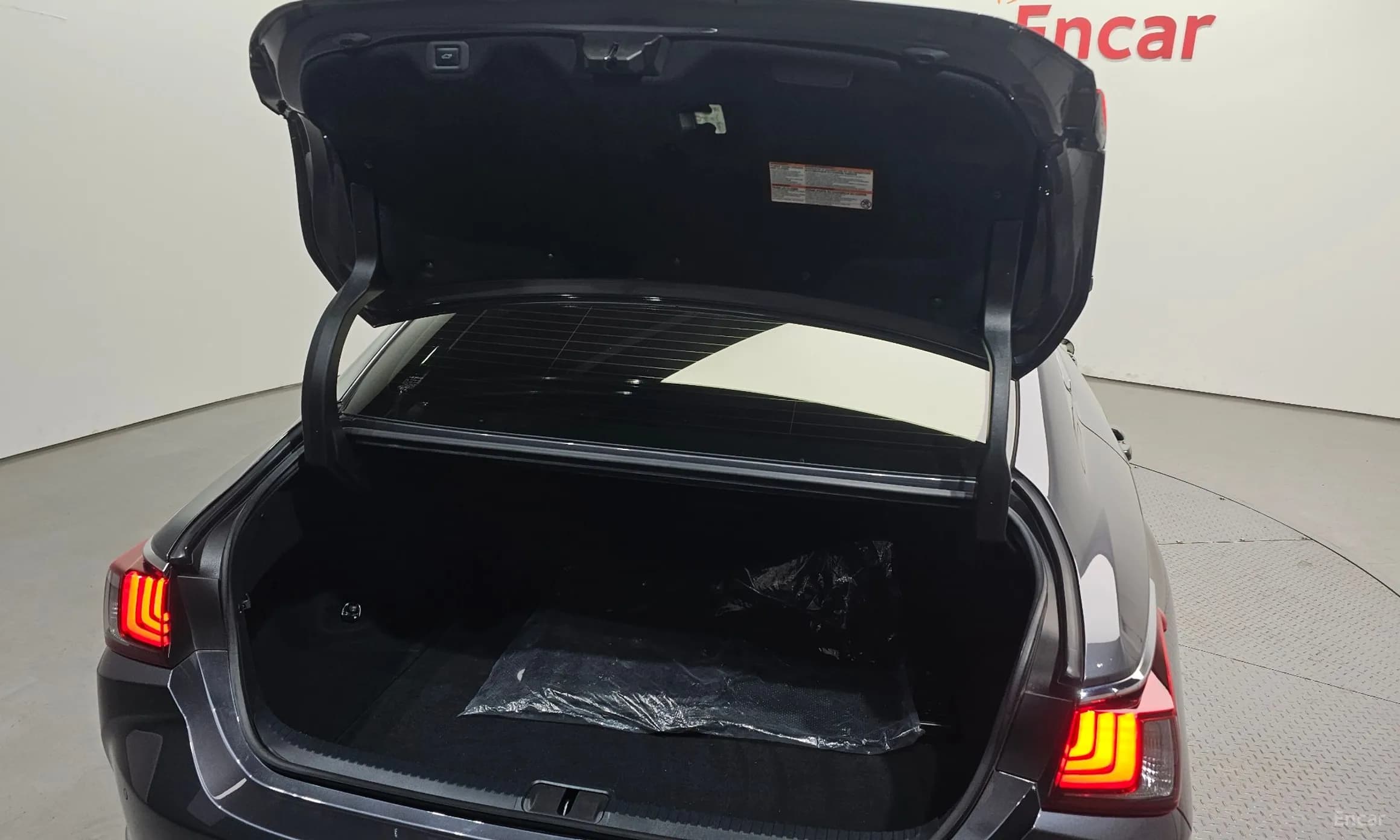 ES300h 7th Generation