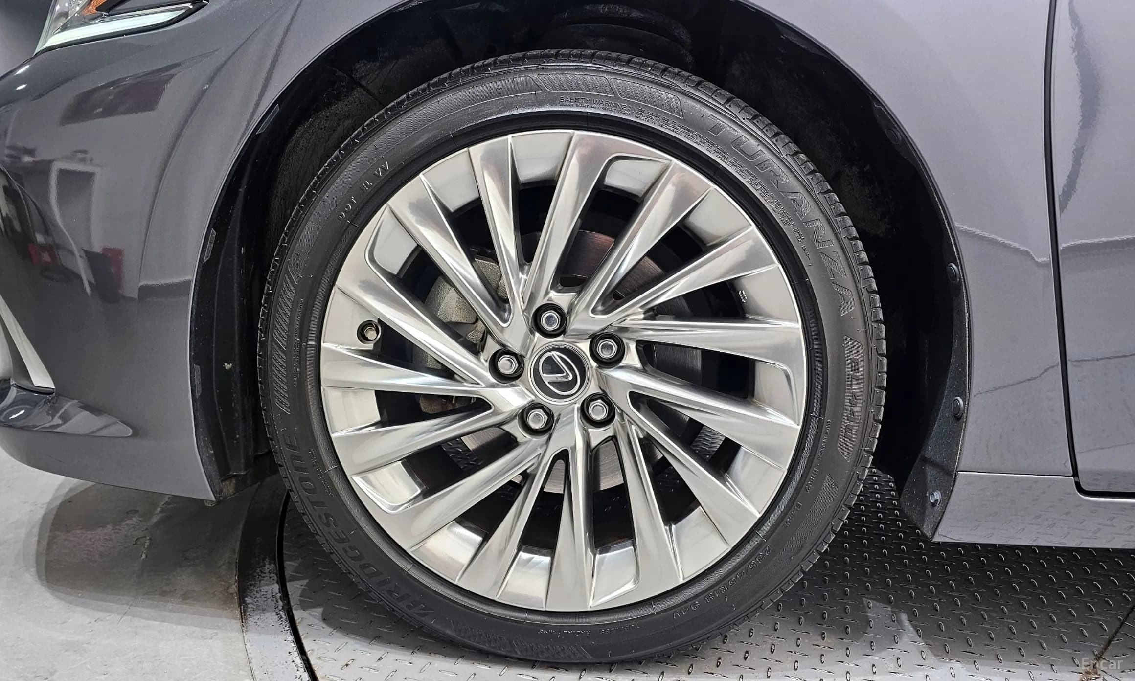 ES300h 7th Generation