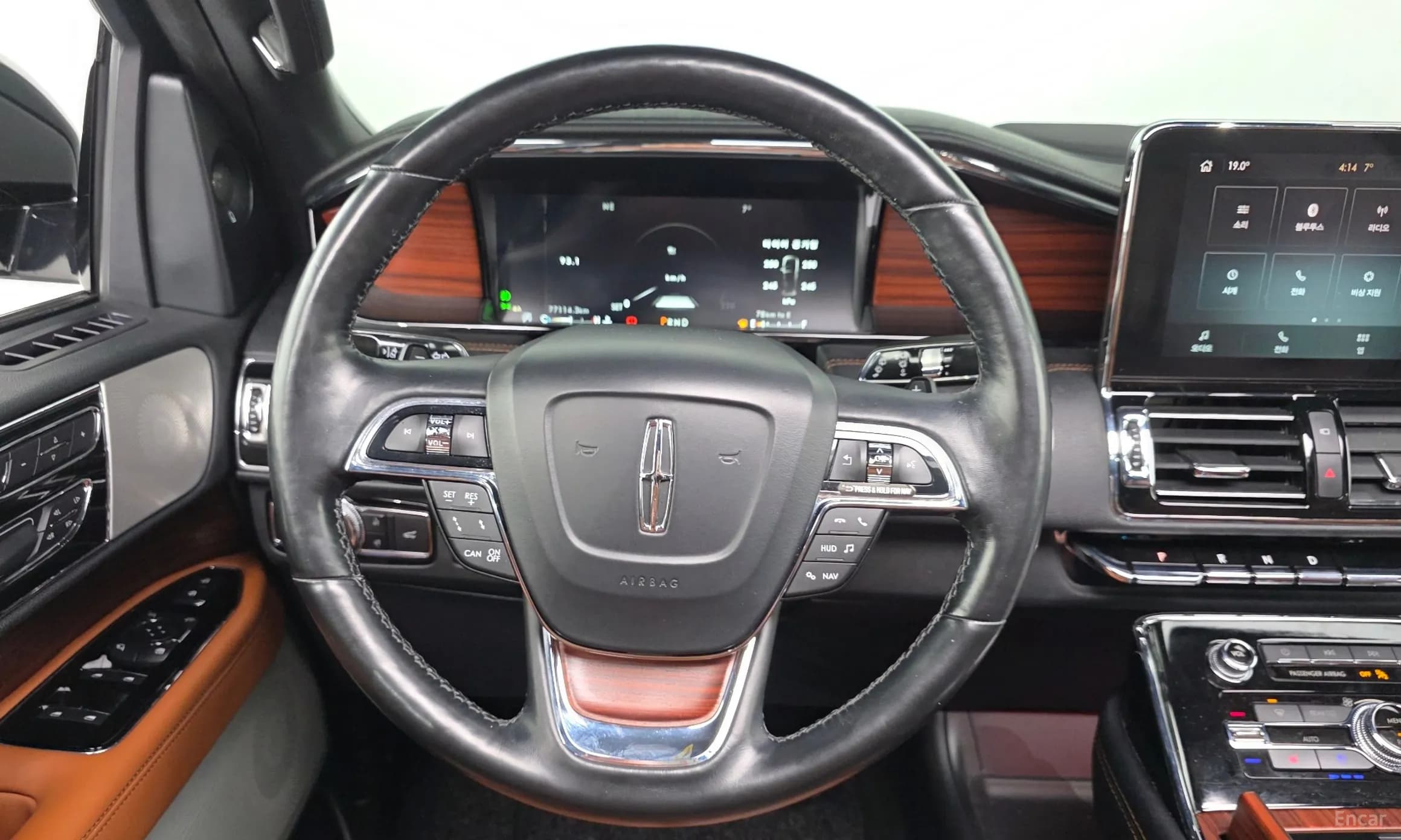 Navigator 4th generation