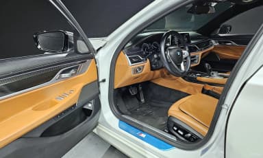 7 Series (G11)