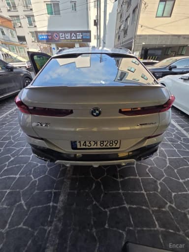 X6 (G06)