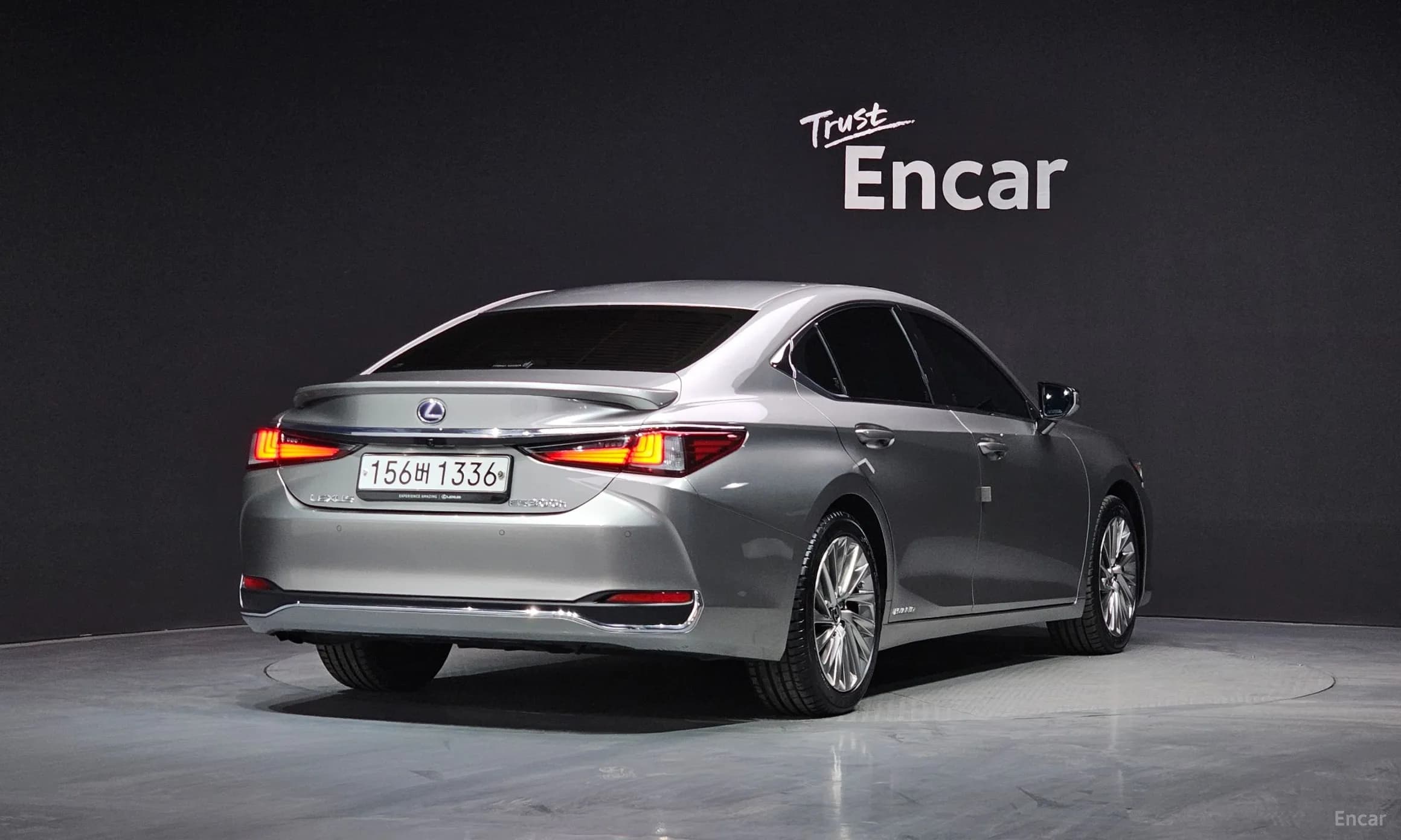 ES300h 7th Generation